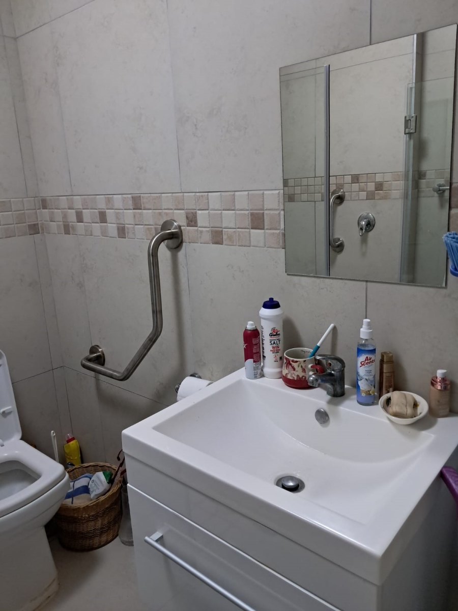 1 Bedroom Property for Sale in Stilbaai Wes Western Cape